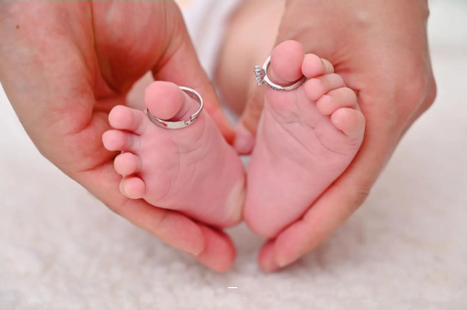 临沂宝宝肚脐凸起怎么回事 临沂宝宝肚脐凸起怎么回事